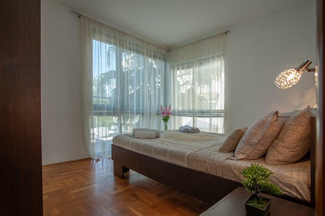 Dobrljanin LUX apartment Budva Buitenkant foto