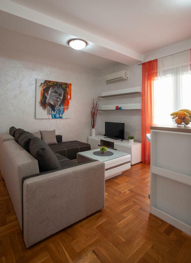 Dobrljanin LUX apartment Budva Buitenkant foto